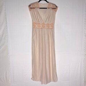 Vintage Peach Satiny Slip Dress With Lace Trim Sleep Dress Lingerie S